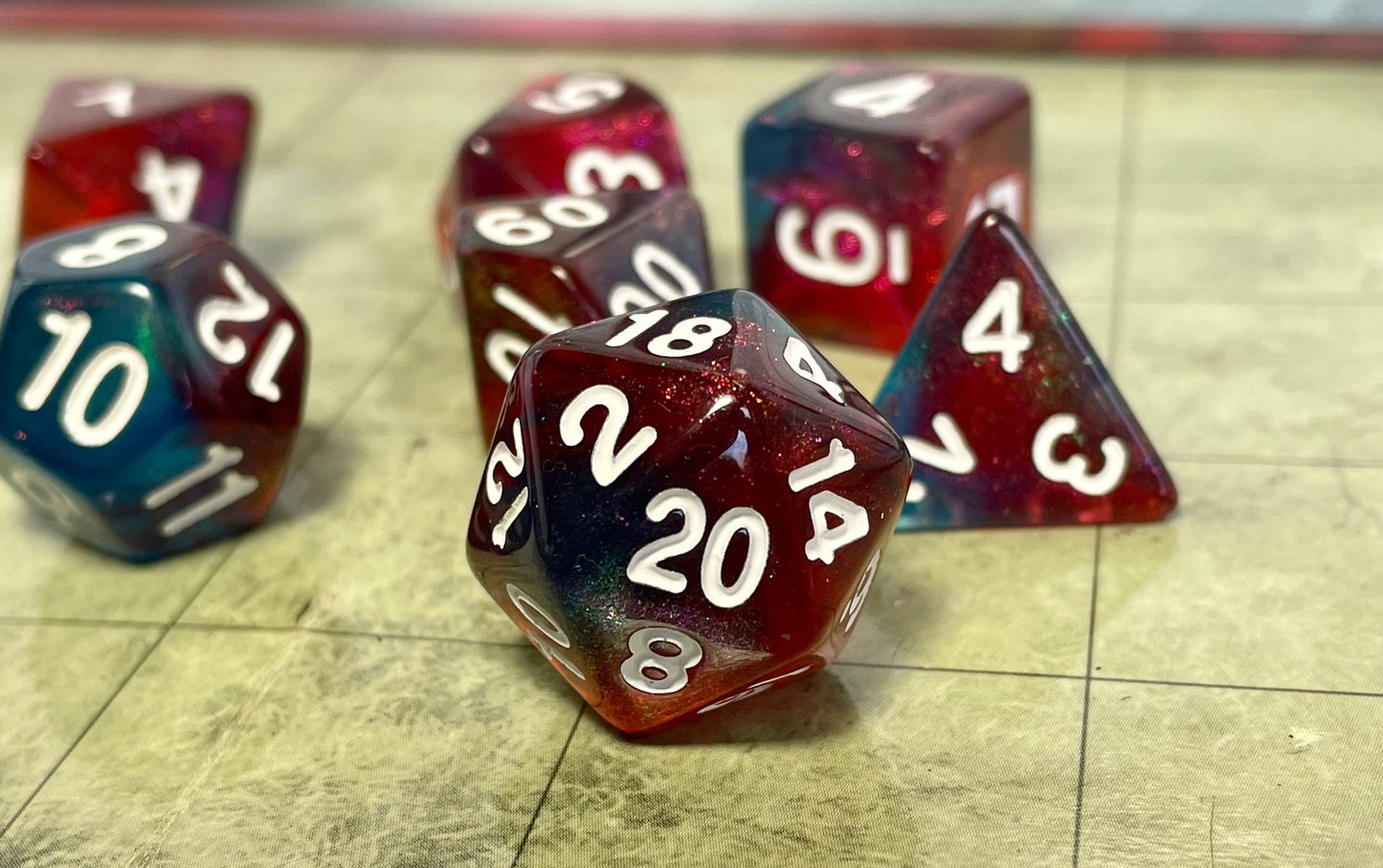 Mythic- Poly Dice Set- DragonScale