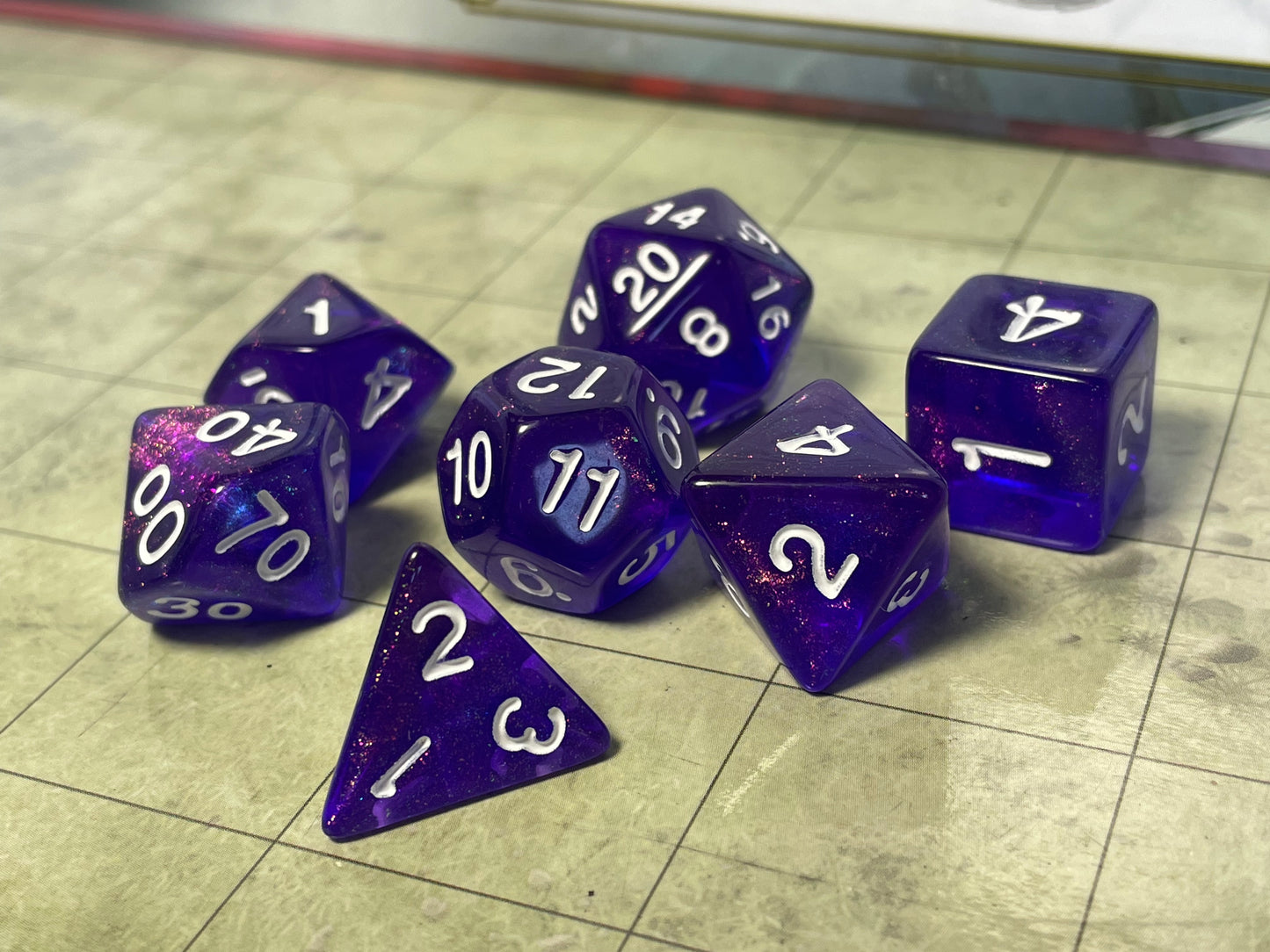 Mythic- Poly Dice Set- Diamond Purple